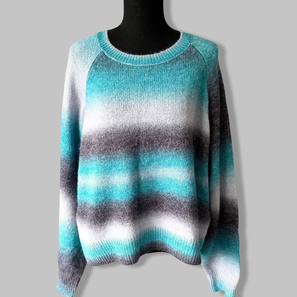 BB DAKOTA by Steve Madden  Ladies Ombre Wool Sweater - Picture 2 of 16